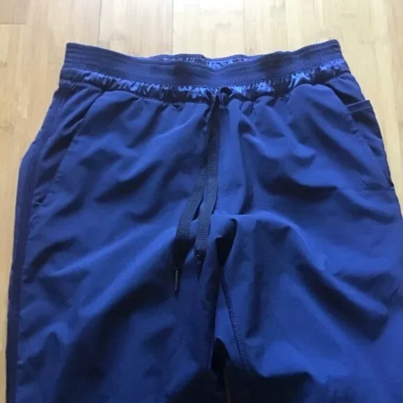 Lululemon Satin Trim Tuxedo Pant Navy Like New - Picture 4 of 14
